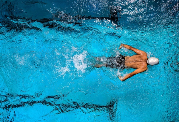 swimming turn