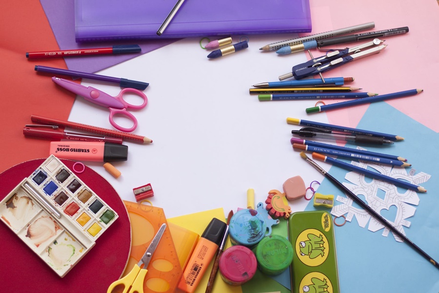 become a freelance artist