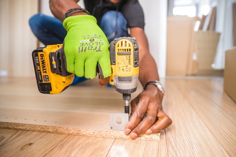 flipping power tools